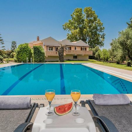 Leone Luxury Villas Kalamákion Extérieur photo