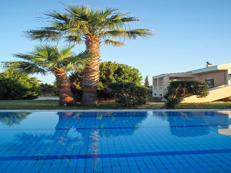 Leone Luxury Villas Kalamákion Extérieur photo