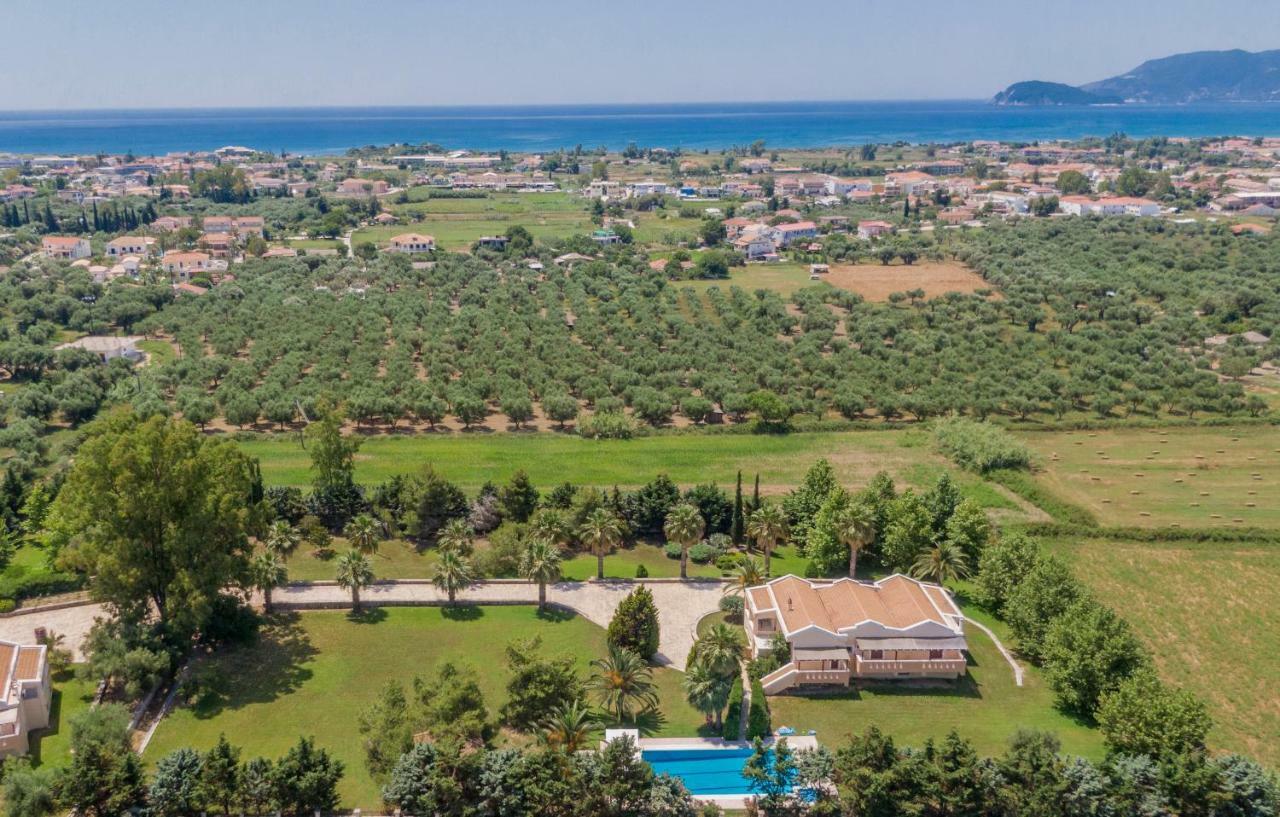 Leone Luxury Villas Kalamákion Extérieur photo