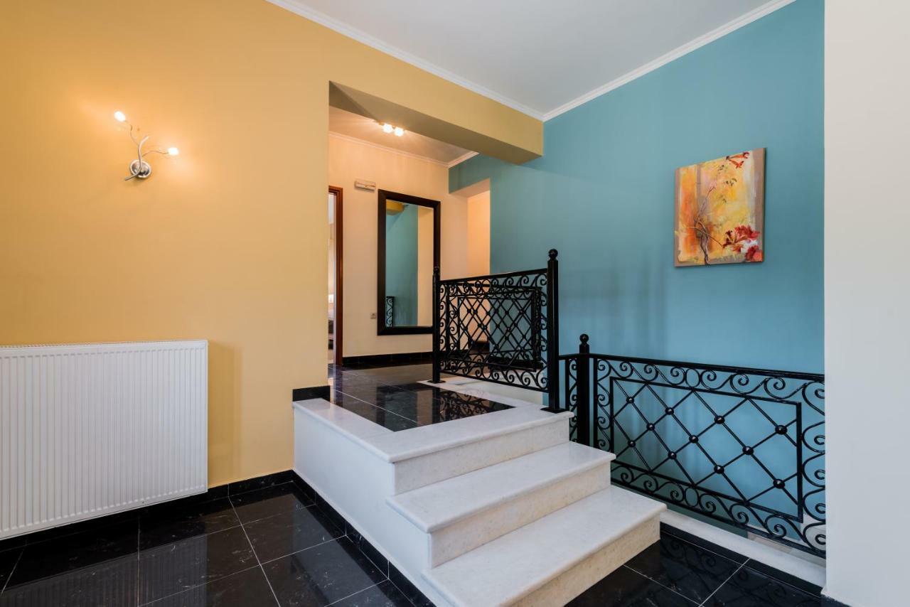 Leone Luxury Villas Kalamákion Extérieur photo